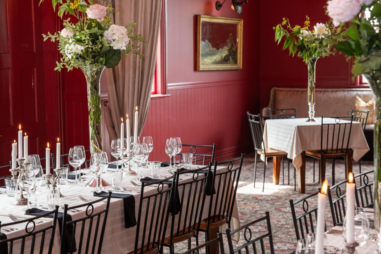 The Royal Hotel Featherston - Boutique Hotel ภายนอก รูปภาพ