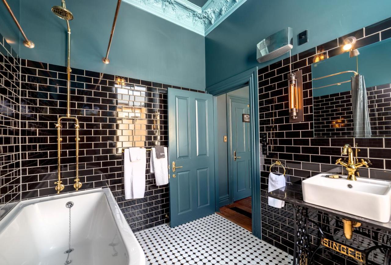 The Royal Hotel Featherston - Boutique Hotel ภายนอก รูปภาพ