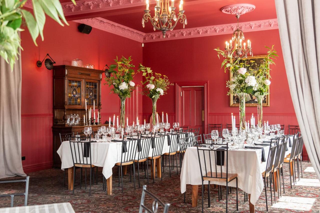 The Royal Hotel Featherston - Boutique Hotel ภายนอก รูปภาพ