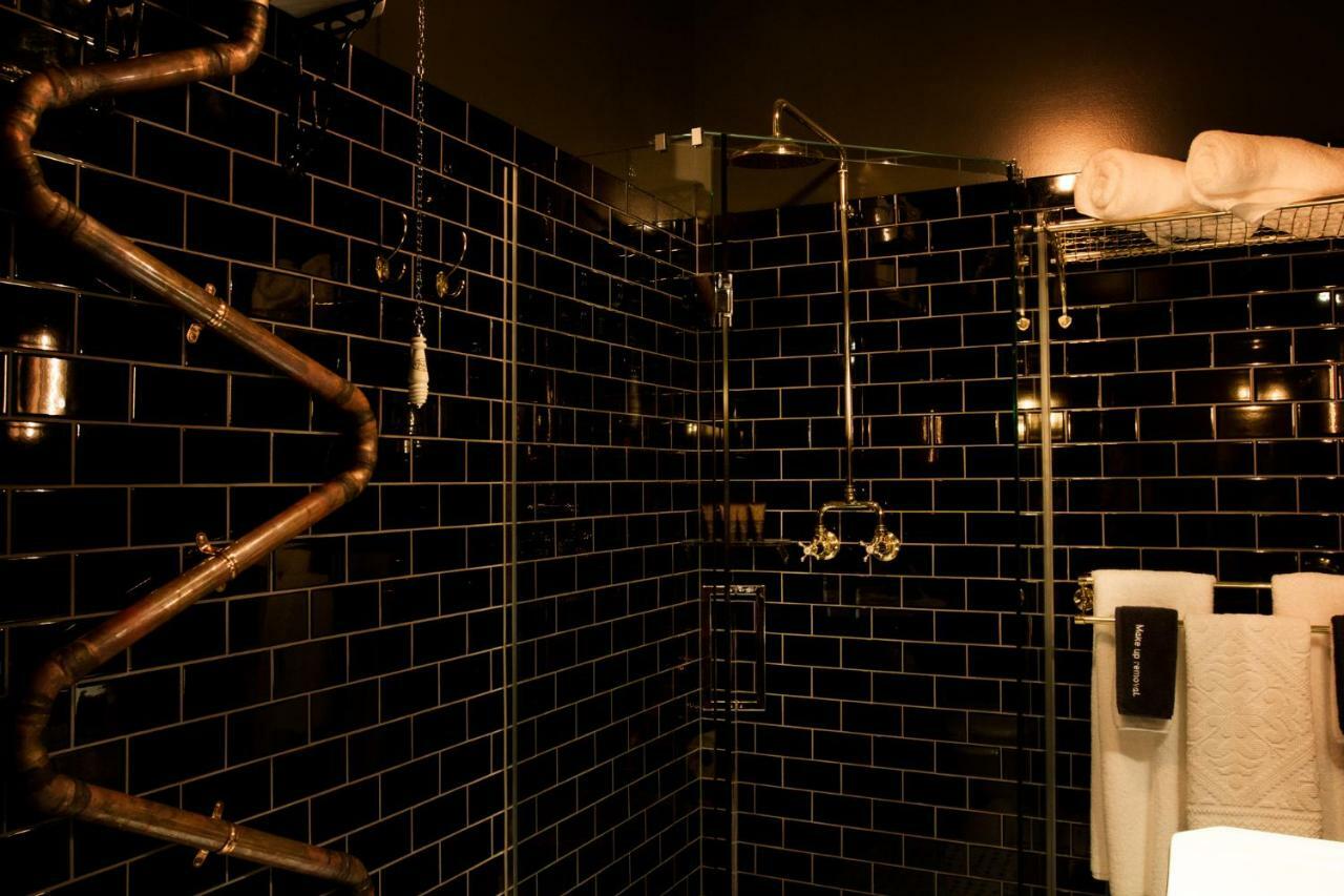 The Royal Hotel Featherston - Boutique Hotel ภายนอก รูปภาพ