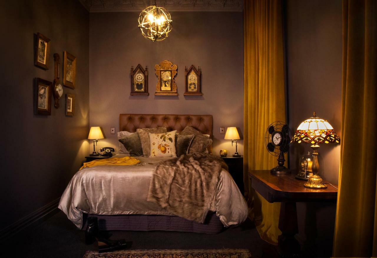 The Royal Hotel Featherston - Boutique Hotel ภายนอก รูปภาพ